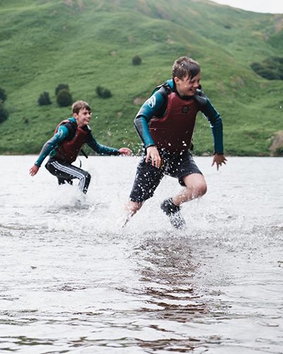 400x500 1000 days running out of Ullswater